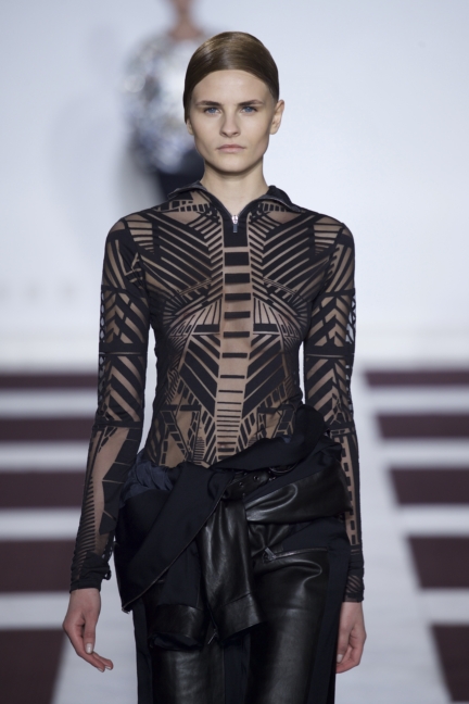 yiqing-yin-hcss15-19a