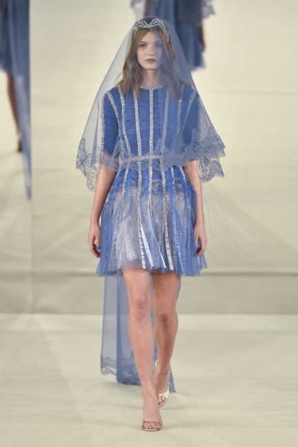 alexis_mabille_hcss17_look_15