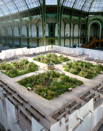 03_ss_2020_hc_collection_decor_pictures_by_olivier_saillant_2_