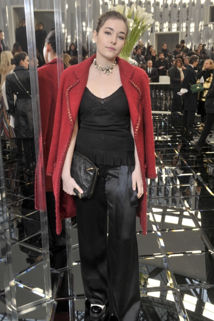 24_tugba-sunguroglu_spring-summer-2017-haute-couture-collection