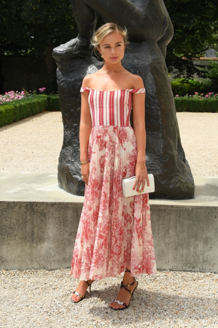 dior_haute-couture_autumn-winter-2018-19_amelia-windsor