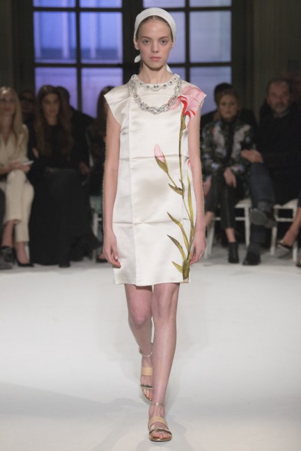 giambattista-valli-haute-couture-12-look-2