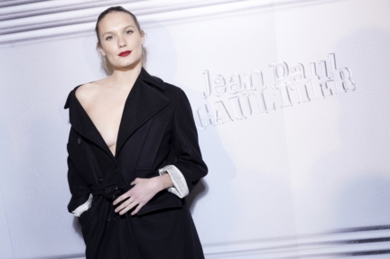 fd12810_2020012284608947