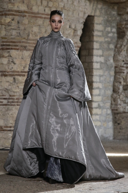 nihilo_hcaw1819_runway_looks_034_4865