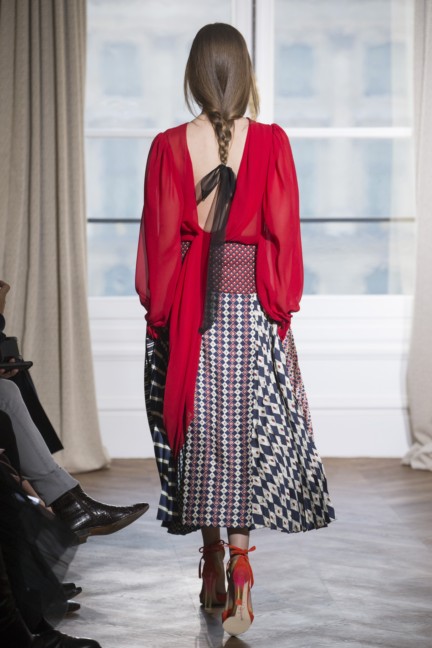 schiaparelli_ss17_look_back_11