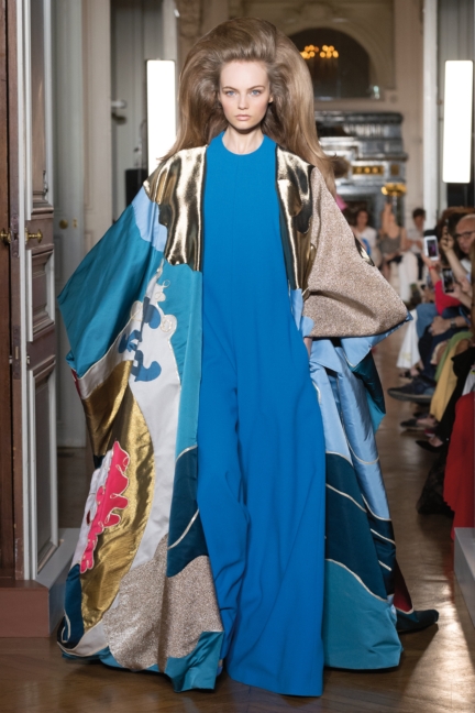 001-hc-fw1819