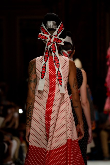 henrik-vibskov-paris-mens-ss-17-35