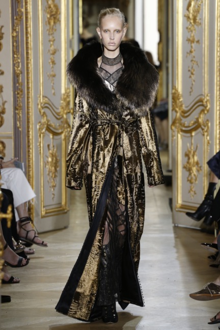 fw16hc_jmendel_look_33