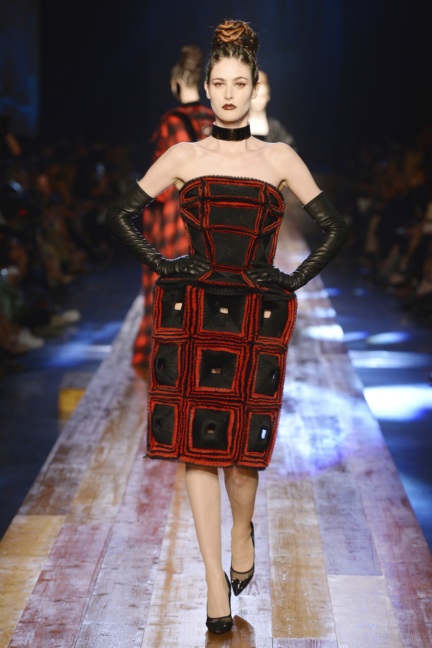 jean-paul-gaultier-haute-couture-aw-16-runway-34
