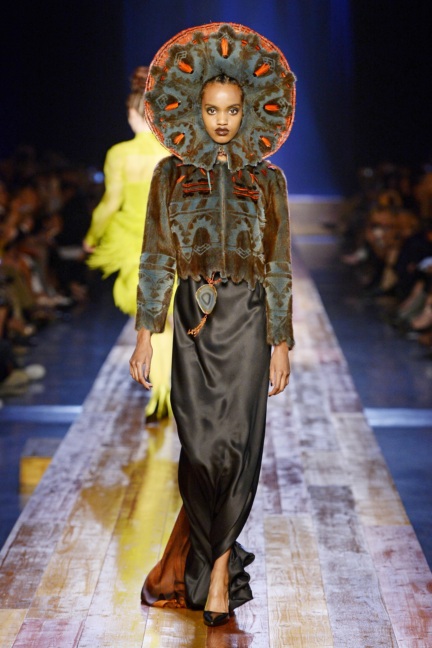 jean-paul-gaultier-haute-couture-aw-16-runway-42