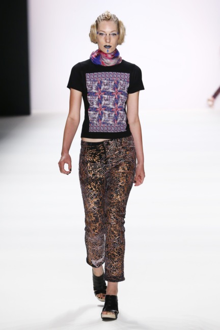 ss-2017_fashion-week-berlin_de_0012_jeans-for-refugees-by-johny-dar_66772