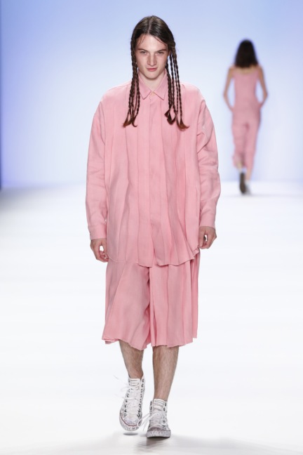 ss-2017_fashion-week-berlin_de_0001_julian-zigerli_66958