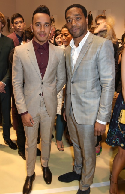 dmb-burberry_menswear_ss16_show183
