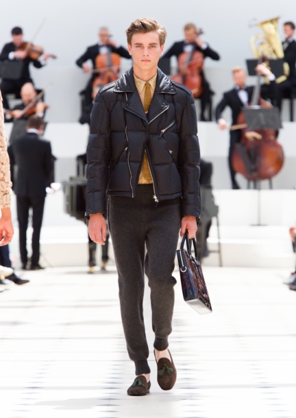 burberry-menswear-spring-summer-2016-collection-look-18