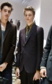 backstage-at-the-burberry-menswear-spring-summer-2016-sho_004