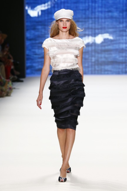 ss-2017_fashion-week-berlin_de_0008_lena-hoschek_66583