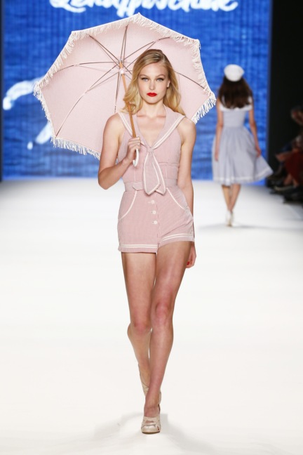 ss-2017_fashion-week-berlin_de_0050_lena-hoschek_66541