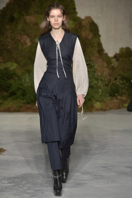 alexachung-aw19-look-02