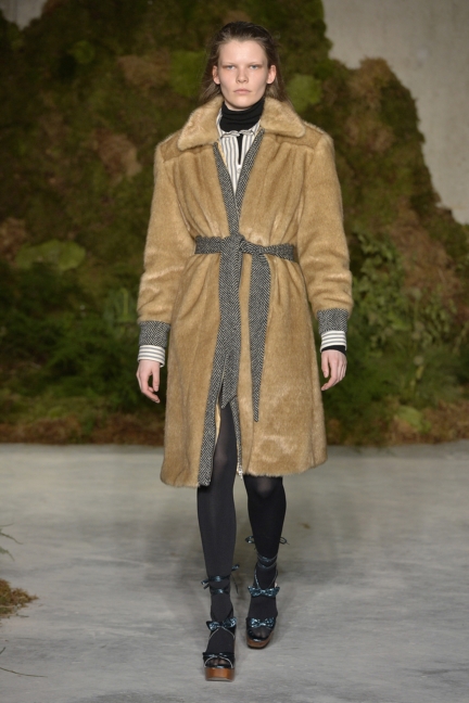 alexachung-aw19-look-07