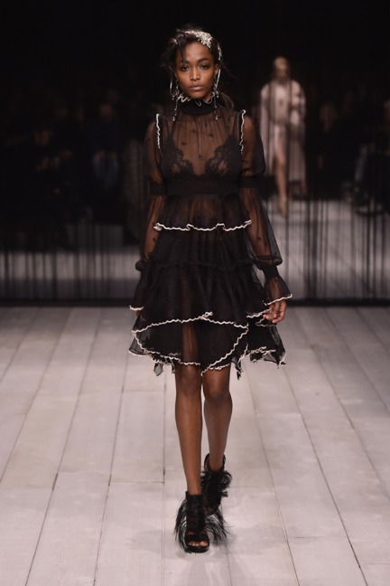 aw16-wrtw-11