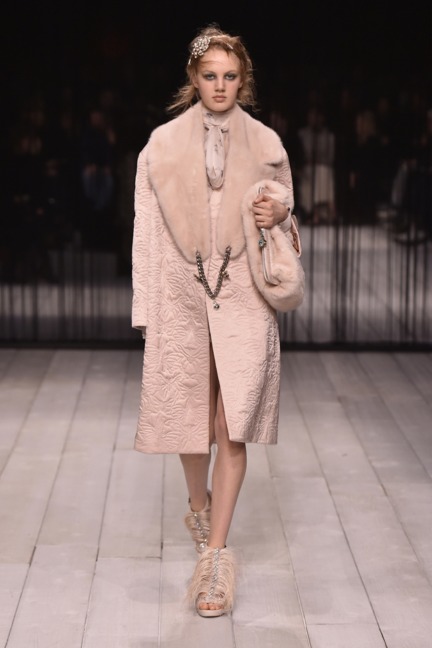 aw16-wrtw-13
