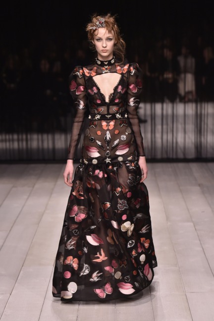 aw16-wrtw-21