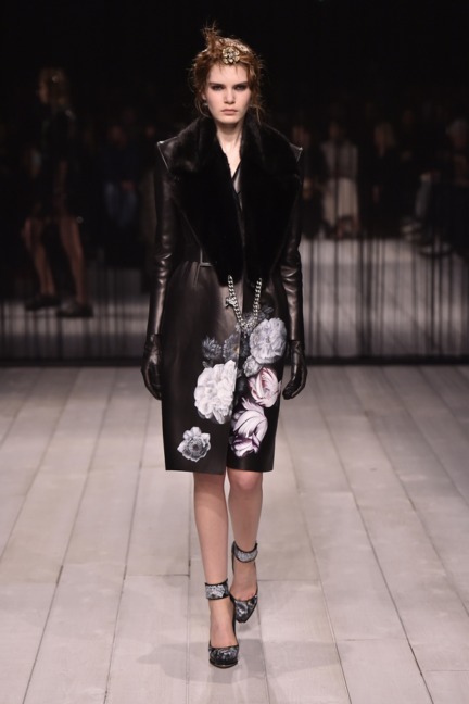 aw16-wrtw-26