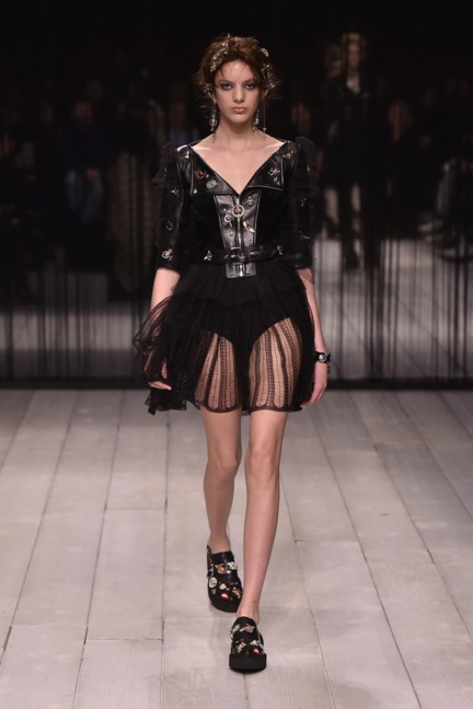 aw16-wrtw-29