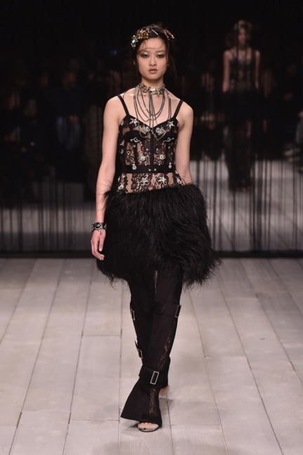 aw16-wrtw-30