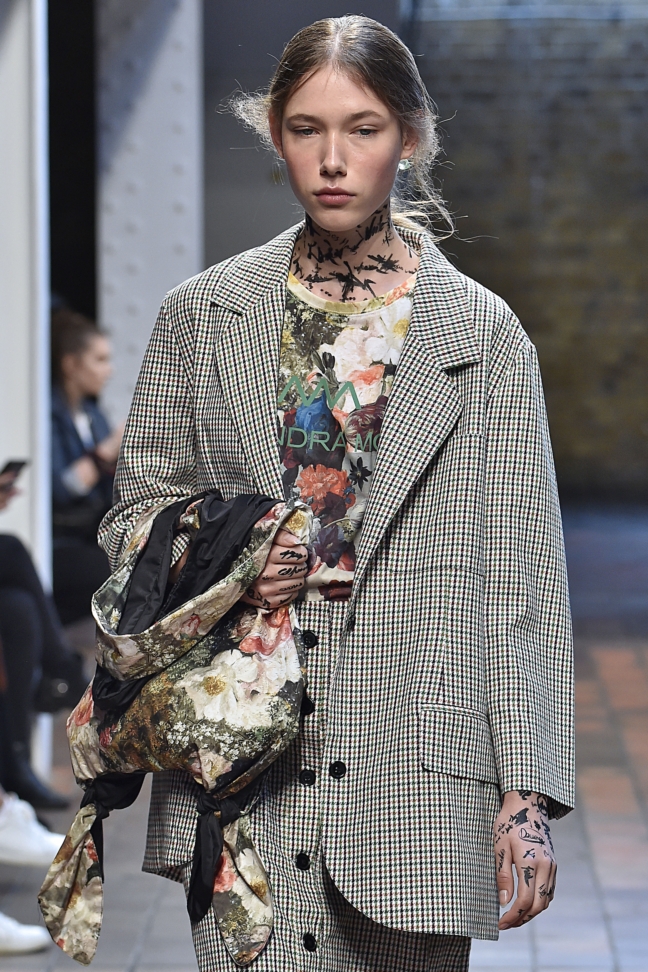 amu_ss19_062