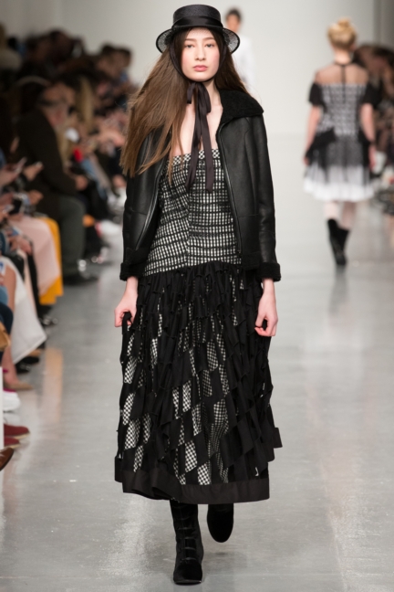 bora_aksu_aw17_72dpi_007