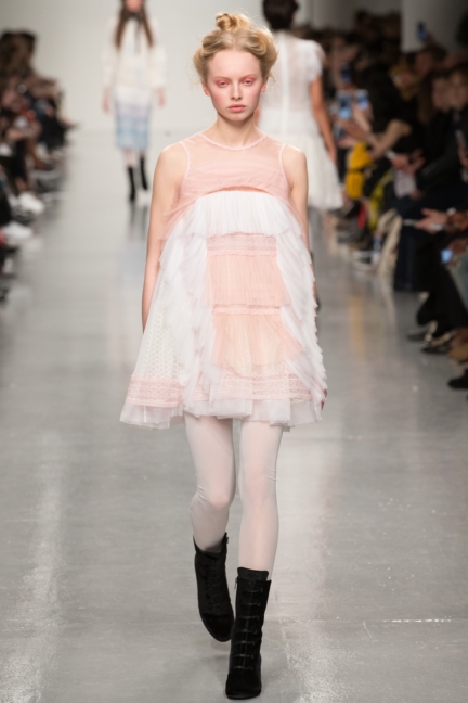 bora_aksu_aw17_72dpi_025