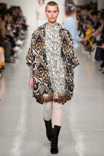 bora_aksu_aw17_72dpi_028