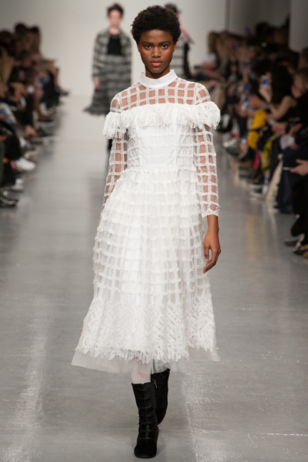bora_aksu_aw17_72dpi_032