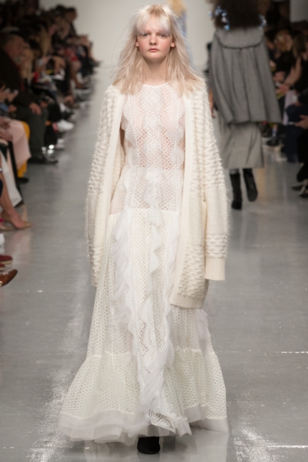 bora_aksu_aw17_72dpi_036