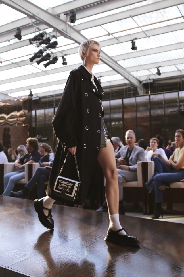 burberry-spring_summer-2019-show_005