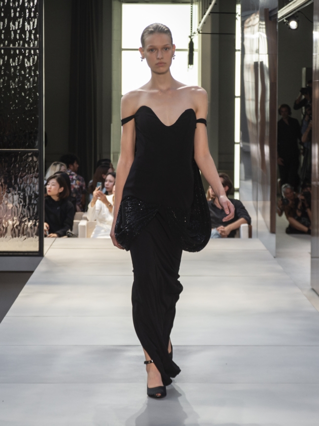 burberry-spring_summer-2019-collection-look-131