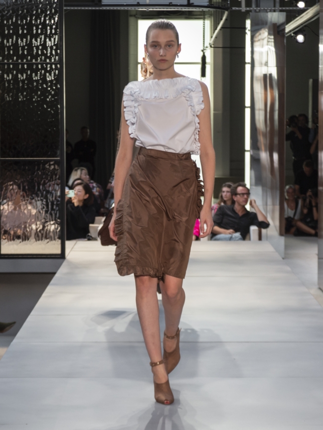burberry-spring_summer-2019-collection-look-31