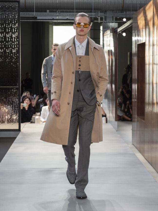 burberry-spring_summer-2019-collection-look-51