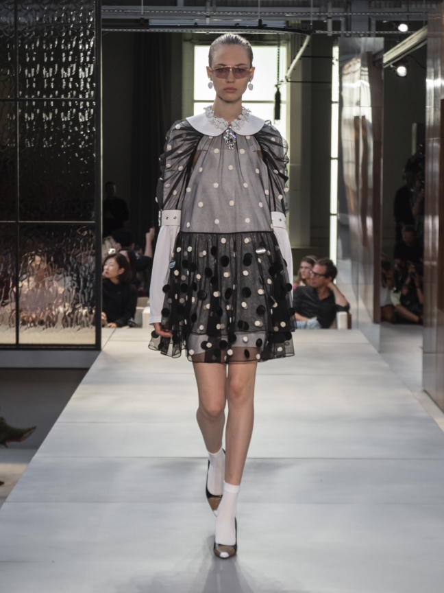 burberry-spring_summer-2019-collection-look-71
