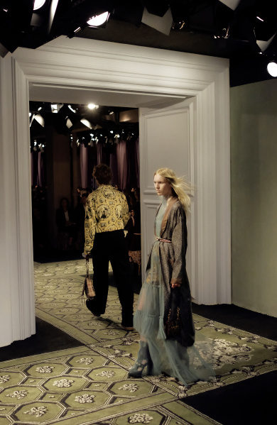 the-burberry-september-2016-show_010