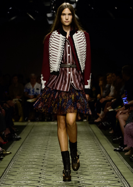 burberry-september-2016-collection-look-20