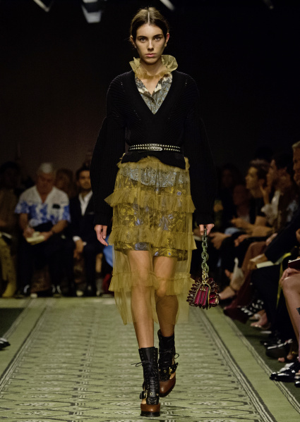 burberry-september-2016-collection-look-28