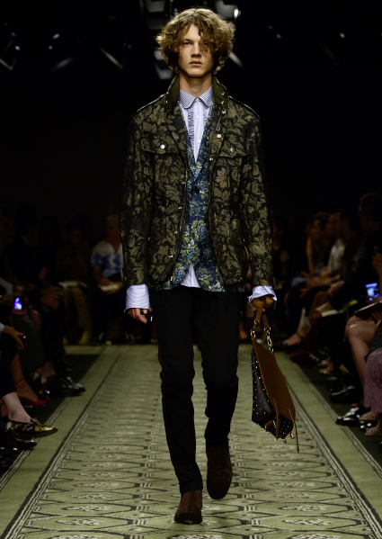 burberry-september-2016-collection-look-36