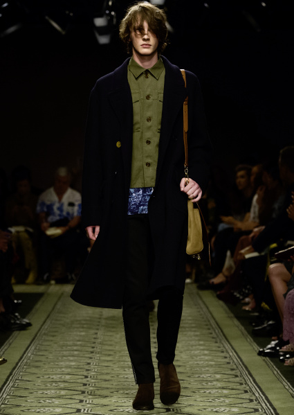 burberry-september-2016-collection-look-37