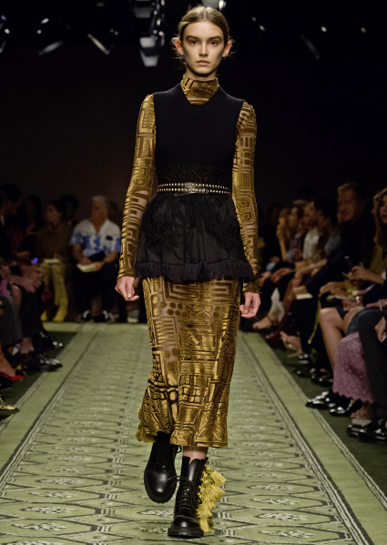 burberry-september-2016-collection-look-74