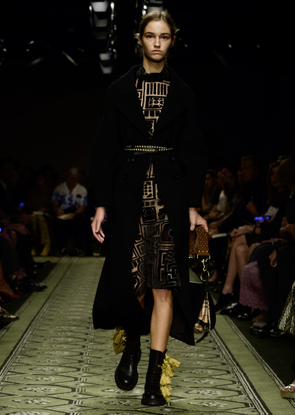 burberry-september-2016-collection-look-78