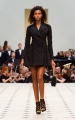 burberry-womenswear-s_s16-collection-look-32