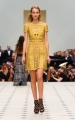 burberry-womenswear-s_s16-collection-look-35