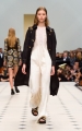 burberry-womenswear-s_s16-collection-look-49